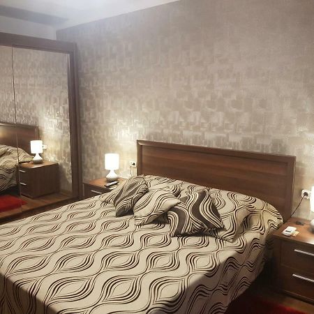 Casa Mirage Appartement Craiova Buitenkant foto